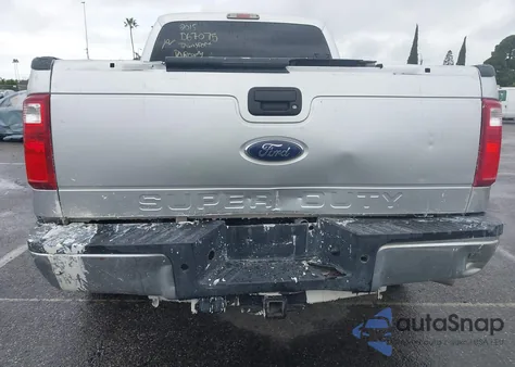 2015 Ford F-250 Xlt z USA, uszkodzony, nr VIN 1FT7W2BT6FED67075